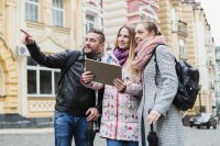 De mooiste baan ter wereld en ervoor betaald krijgen: start een carrière als reisleider!